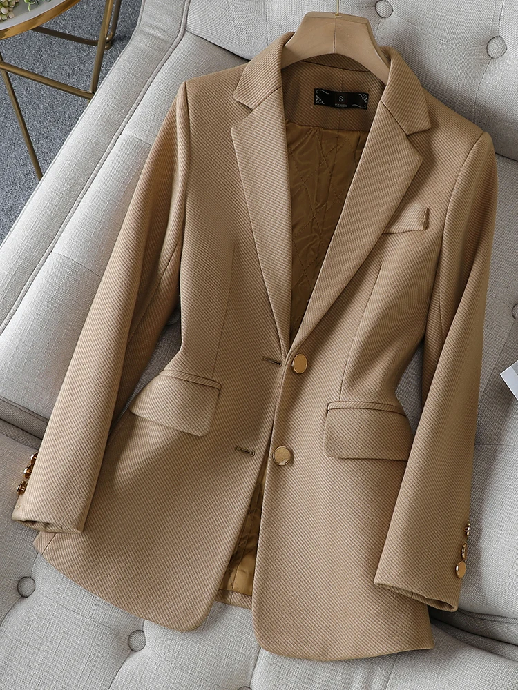 Women Formal Wear With Black Blazer - Blazer da donna alla moda da