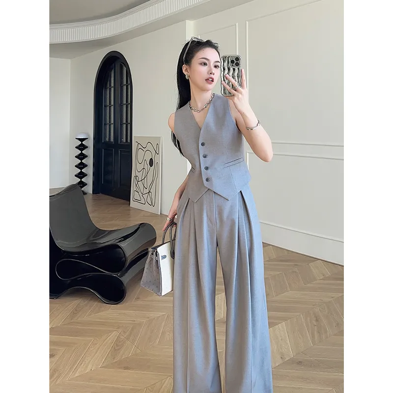 Completo da donna con gilet se - Formal Attire Woman recensione e prezzo